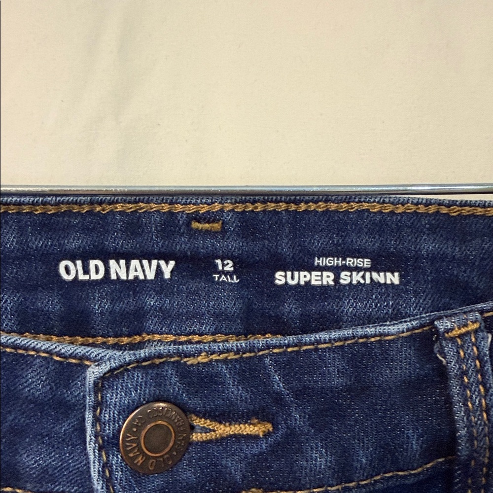 Old Navy Dark Blue Skinny Jeans - Picture 2 of 3